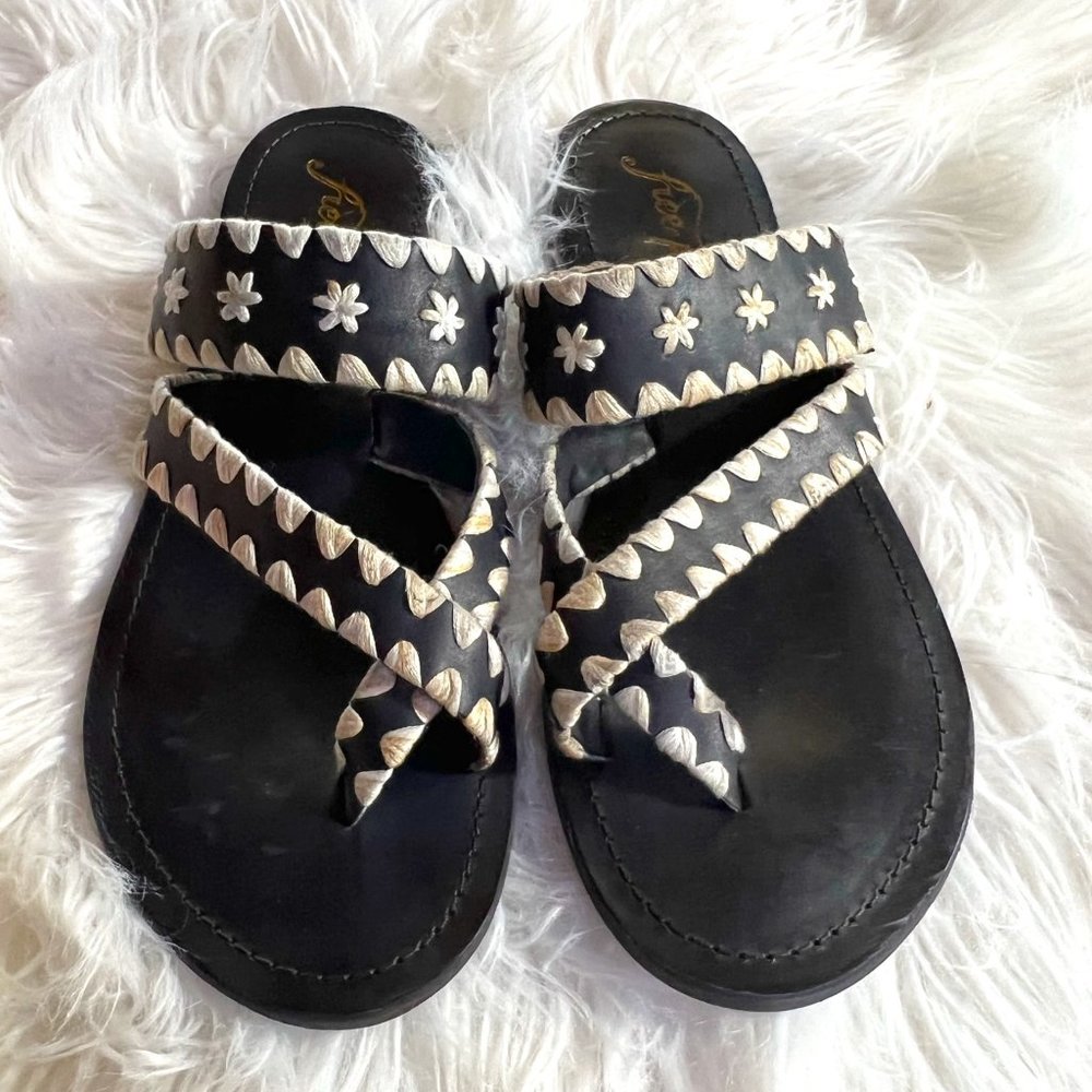 FREE PEOPLE BELLA CAIA CROCHET SANDAL BLACK SIZE 40